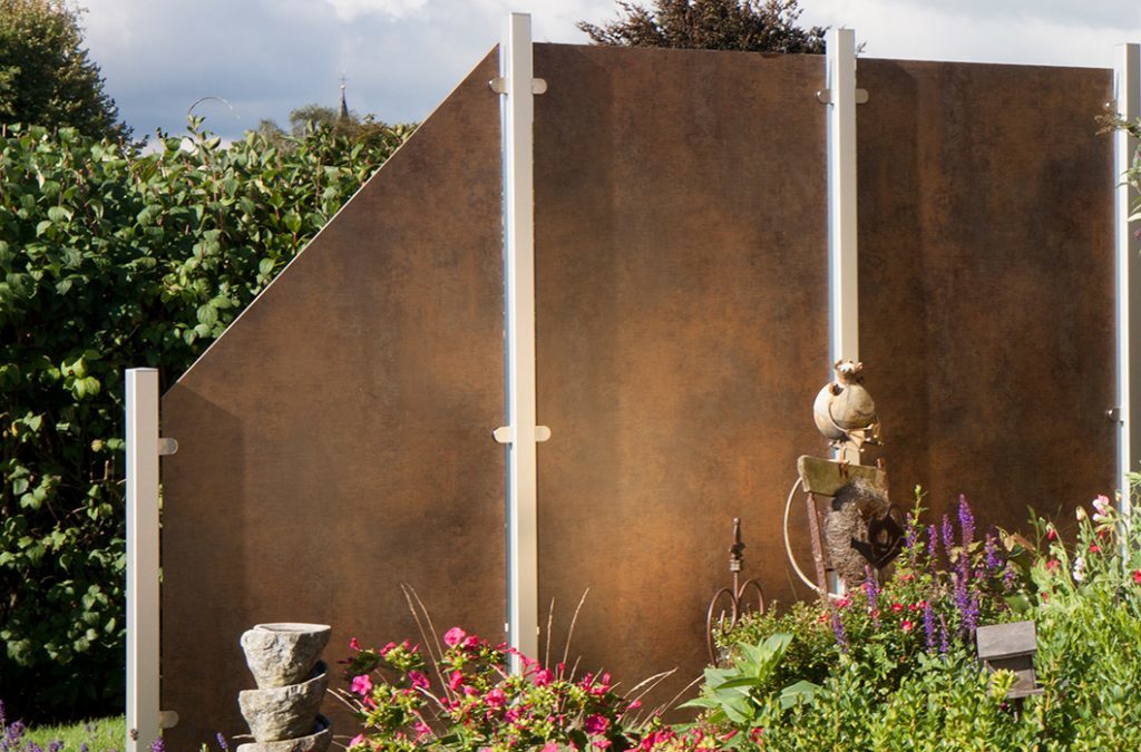 Sichtschutz – Mit diesen Zäunen sitzen Sie ungestört im eigenen Garten
