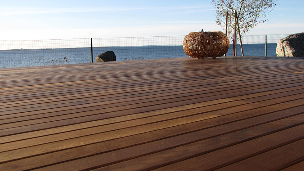 Holz im Garten: Terrassendielen von Holz Schröer