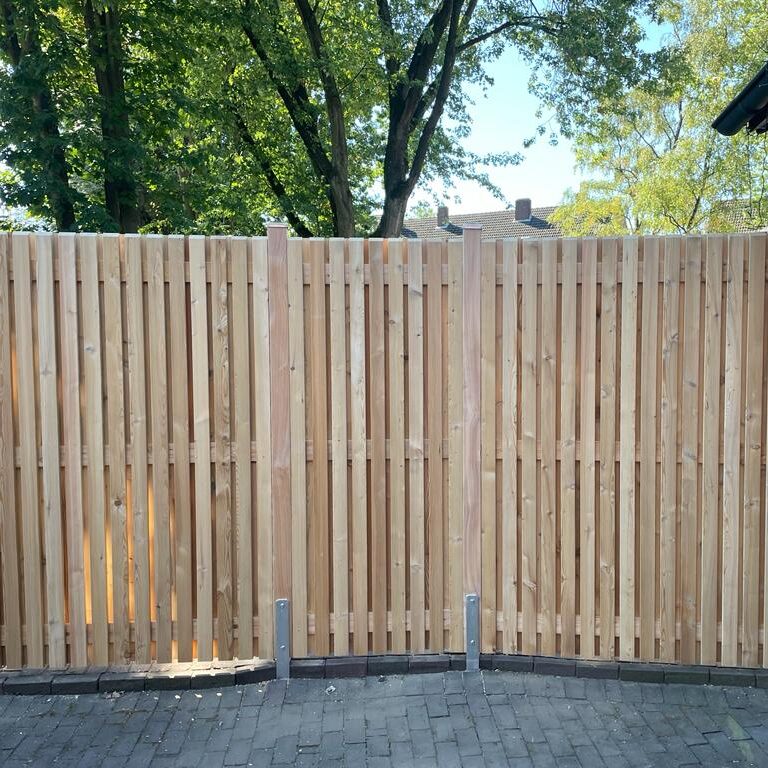 Lärchenzaun Zaun Douglasie Sichtschutz Moderner Holzzaun